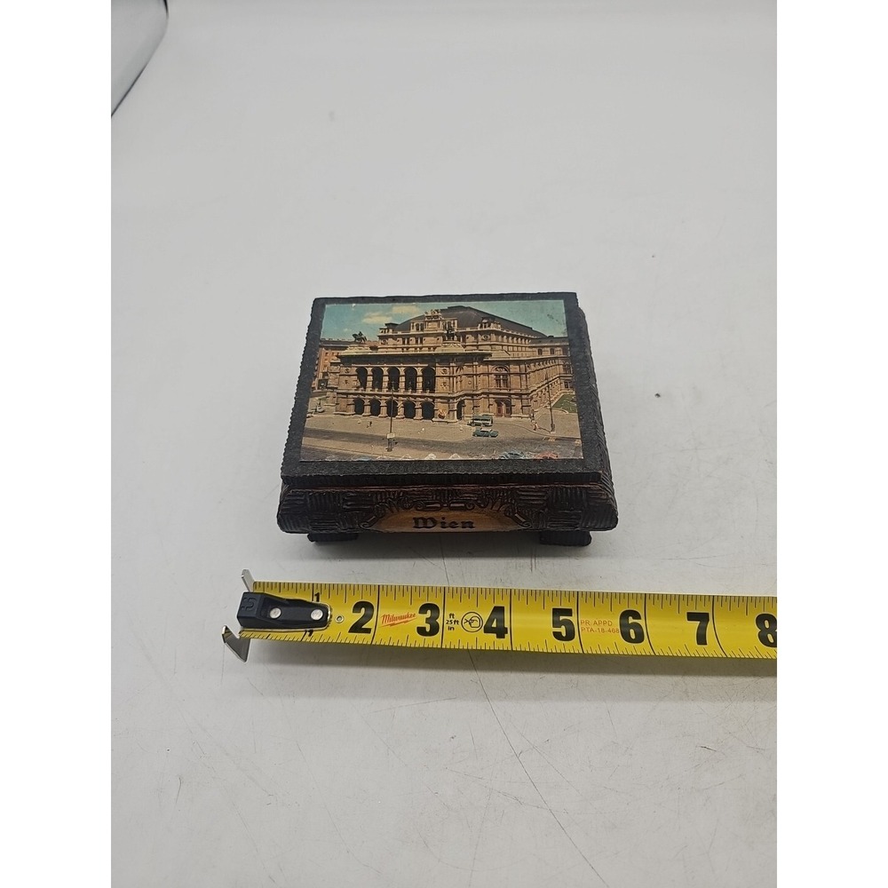 Vintage Wien Vienna Music Box Swiss Reuge Inlaid Wood Case‎ Works